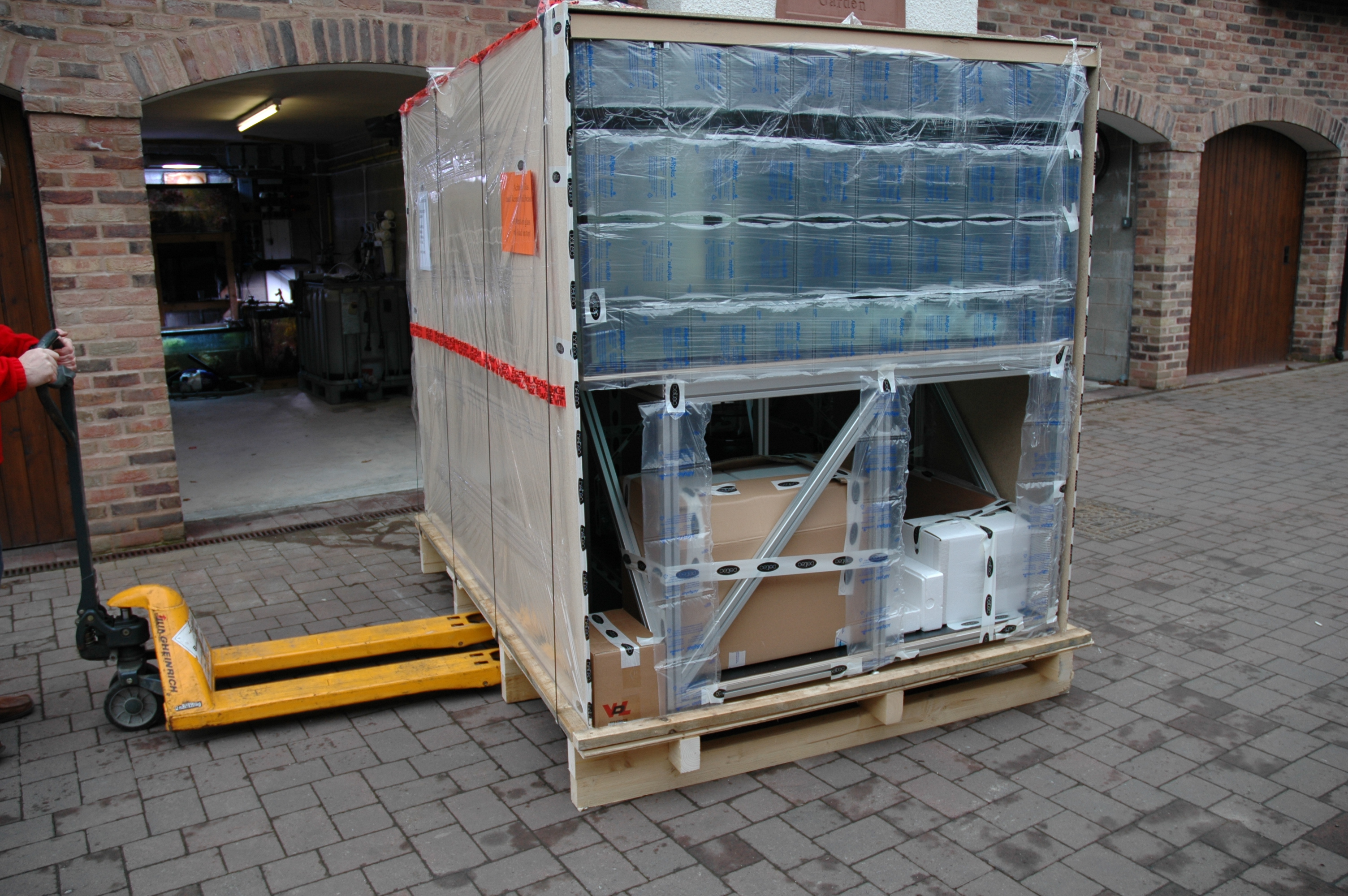 Delivery 2 DD The Aquarium Solution